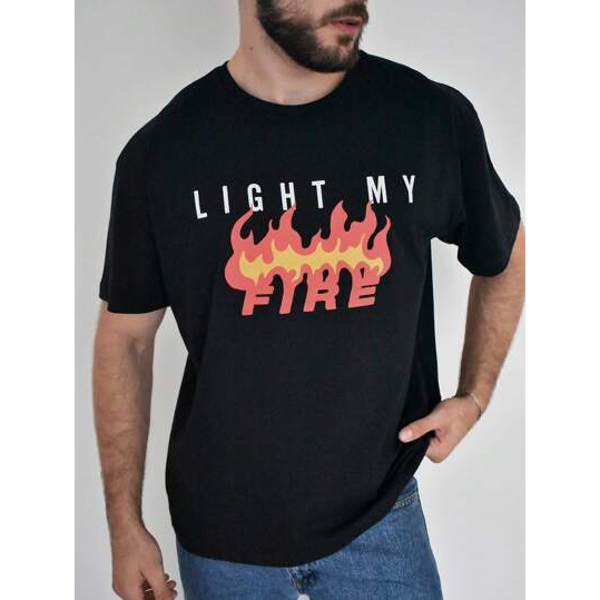 Camiseta Gráfica com Slogan e Fogo Masculina