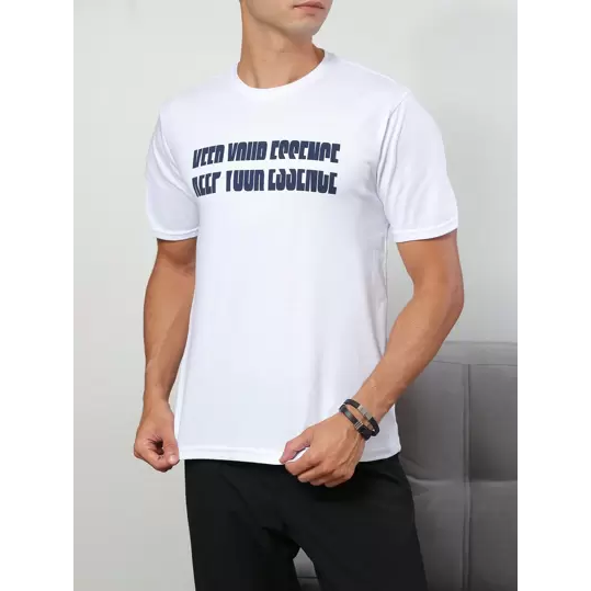 SHEIN Camiseta Malha Manga Curta Estampa Frontal Masculino Carnaval